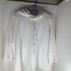 Women’s Cato white hoodie size 14/16